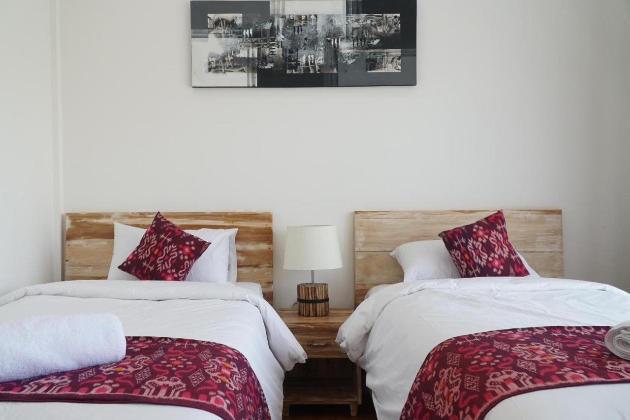 Seno Guesthouse & Cafe Uluwatu Kültér fotó