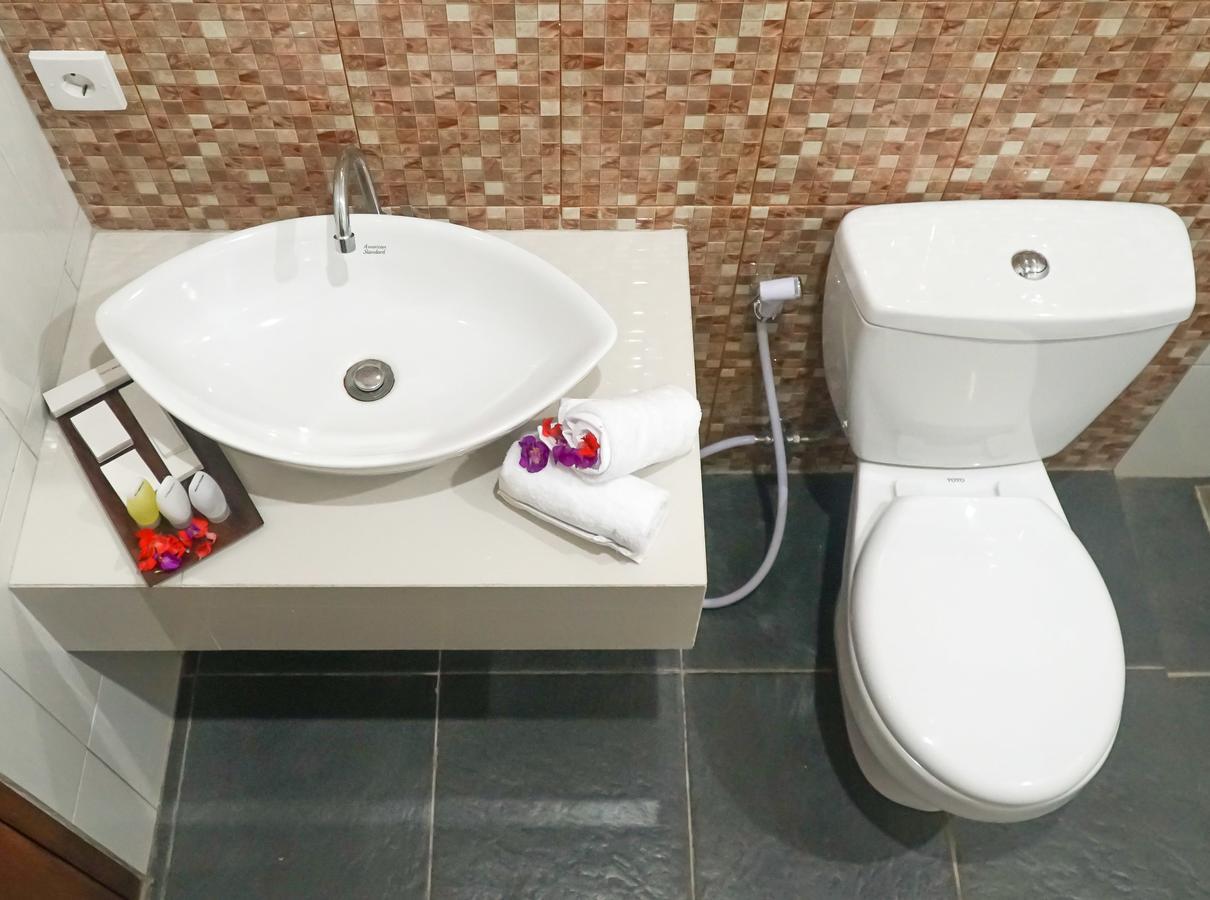 Seno Guesthouse & Cafe Uluwatu Kültér fotó