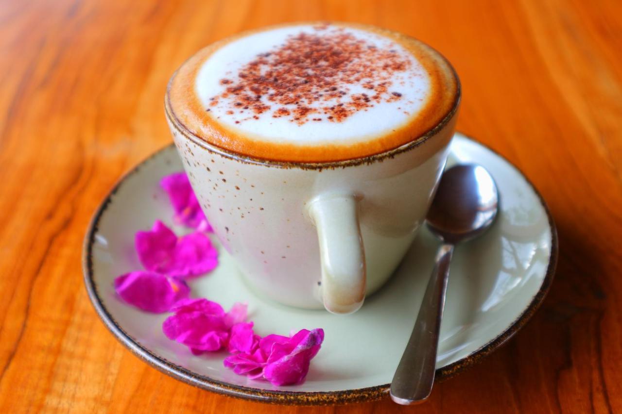 Seno Guesthouse & Cafe Uluwatu Kültér fotó