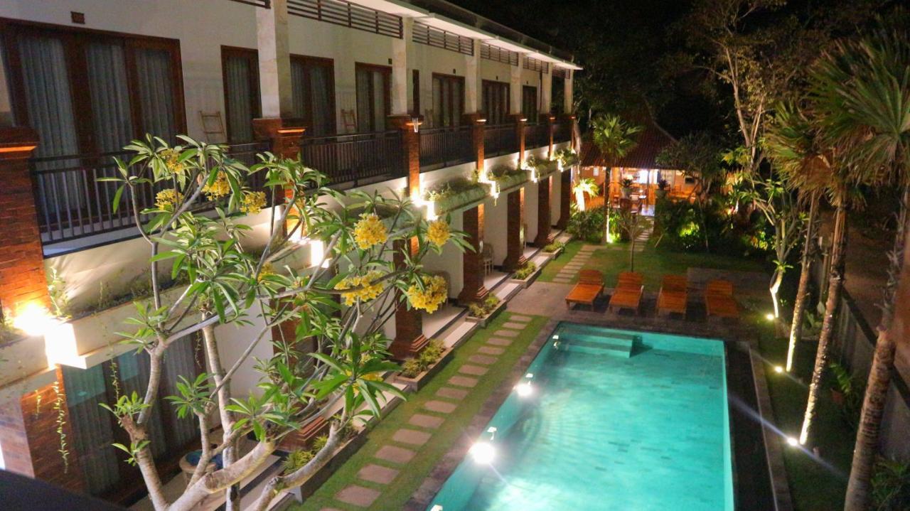 Seno Guesthouse & Cafe Uluwatu Kültér fotó
