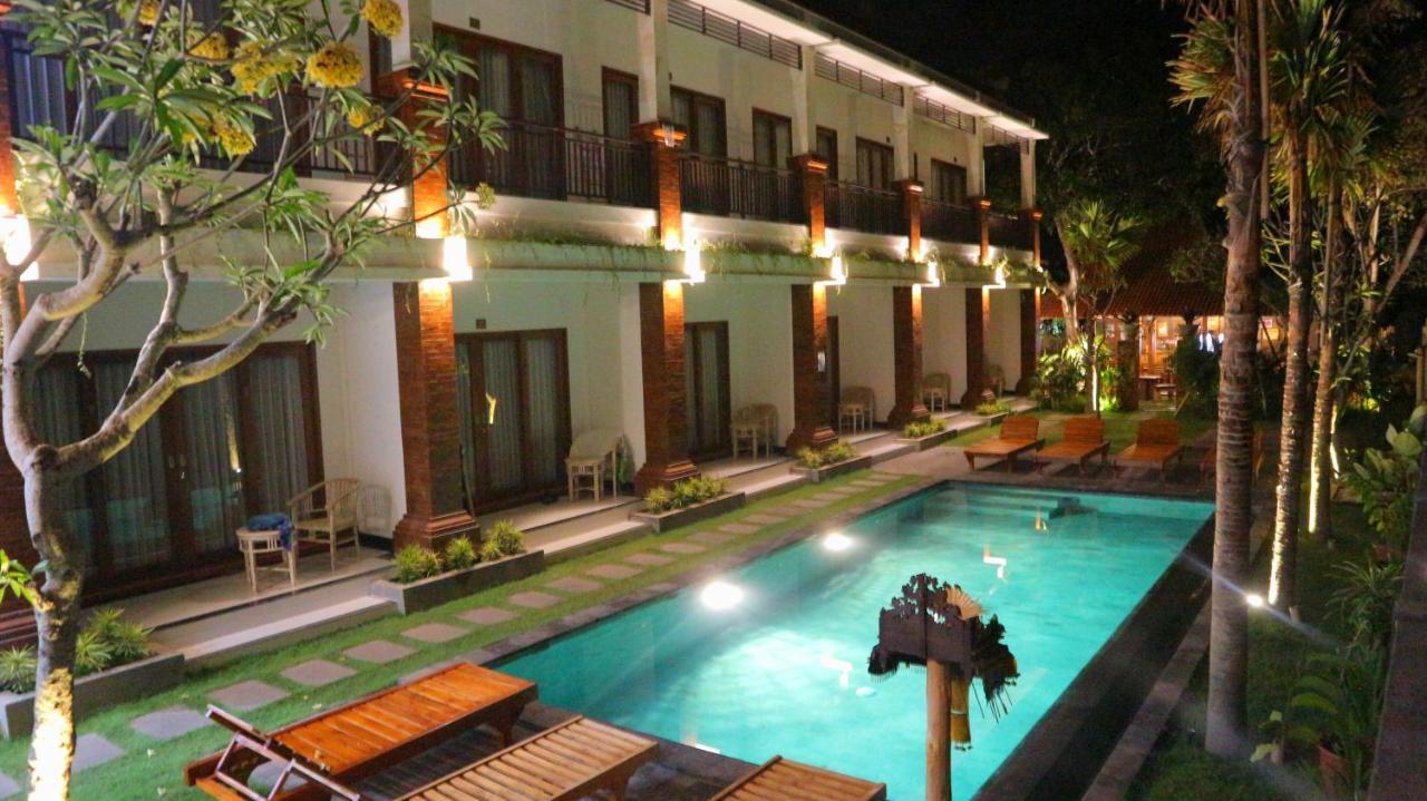 Seno Guesthouse & Cafe Uluwatu Kültér fotó